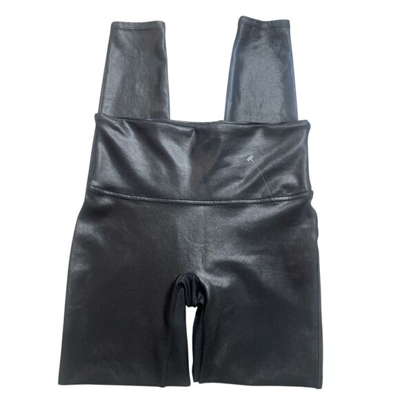 Spanx faux leather look leggings sz Medium - Picture 2 of 3